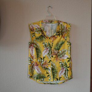 FLT Studio Women's Yellow Floral V-Neck Sleeveless Blouse Size Small NWT